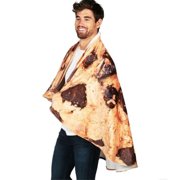 Tipsy Elves CHOCOLATE CHIP COOKIE Fleece Blanket in Adorable Packaging NWT - Picture 5 of 5